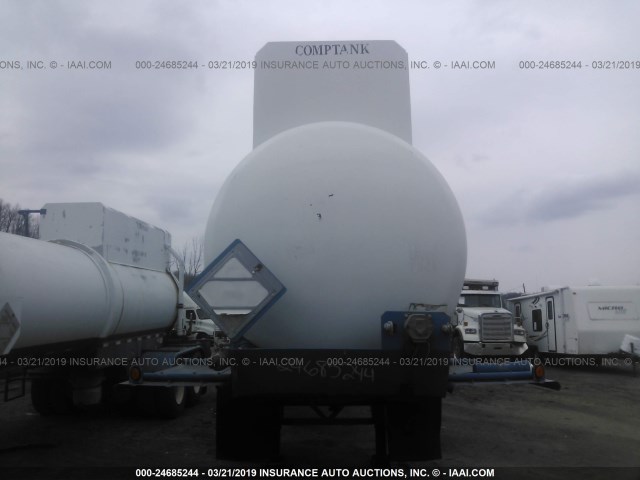 2C9LTA2B78B075484 - 2008 COMPTANK CARGO TRAILER  WHITE photo 5