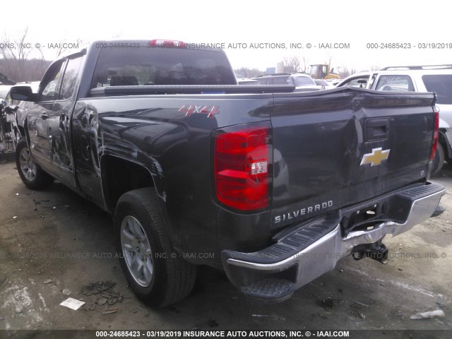 1GCVKREC6JZ246216 - 2018 CHEVROLET SILVERADO K1500 LT GRAY photo 3