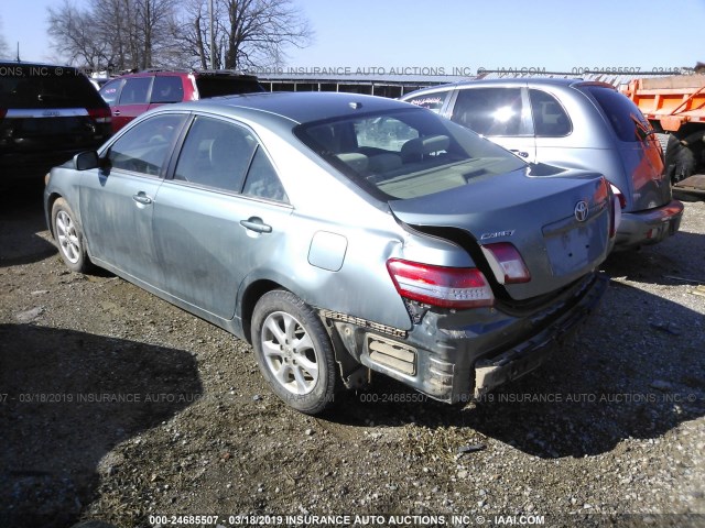 4T4BF3EK0BR130554 - 2011 TOYOTA CAMRY SE/LE/XLE TEAL photo 3