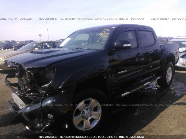 5TFJU4GN7DX034645 - 2013 TOYOTA TACOMA DOUBLE CAB PRERUNNER BLACK photo 2
