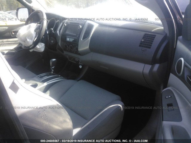 5TFJU4GN7DX034645 - 2013 TOYOTA TACOMA DOUBLE CAB PRERUNNER BLACK photo 5
