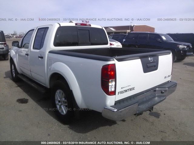 1N6AD0EV8JN769361 - 2018 NISSAN FRONTIER S/SV/SL/PRO-4X WHITE photo 3