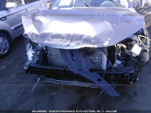 4T4BF1FK6FR502665 - 2015 TOYOTA CAMRY LE/XLE/SE/XSE 灰色 照片 6