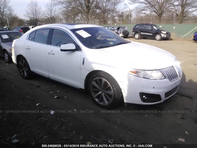 1LNHM94R29G630607 - 2009 LINCOLN MKS WHITE photo 1