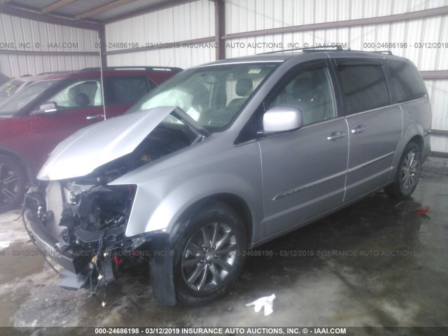 2C4RC1HG9GR200588 - 2016 CHRYSLER TOWN & COUNTRY S GRAY photo 2