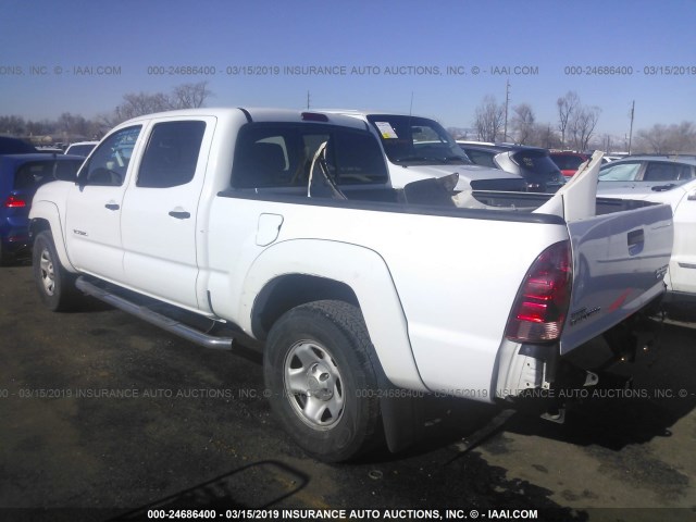 5TEKU72N66Z273273 - 2006 TOYOTA TACOMA DBL CAB PRERUNNER LNG BED WHITE photo 3