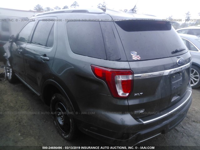 1FM5K7D85JGA17888 - 2018 FORD EXPLORER XLT GRAY photo 3