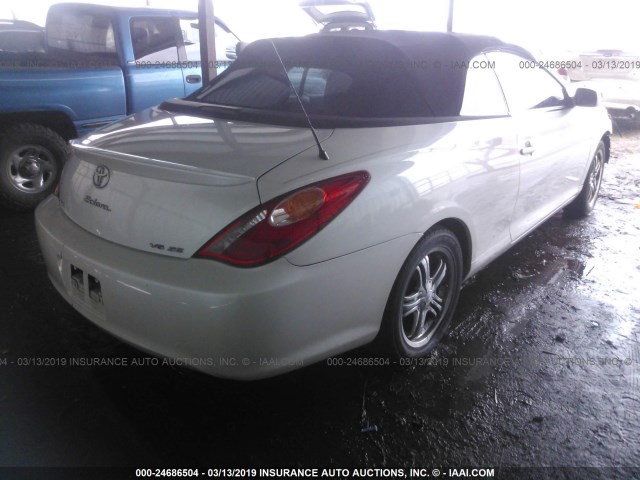 4T1FA38P16U101040 - 2006 TOYOTA CAMRY SOLARA SE/SLE WHITE photo 4