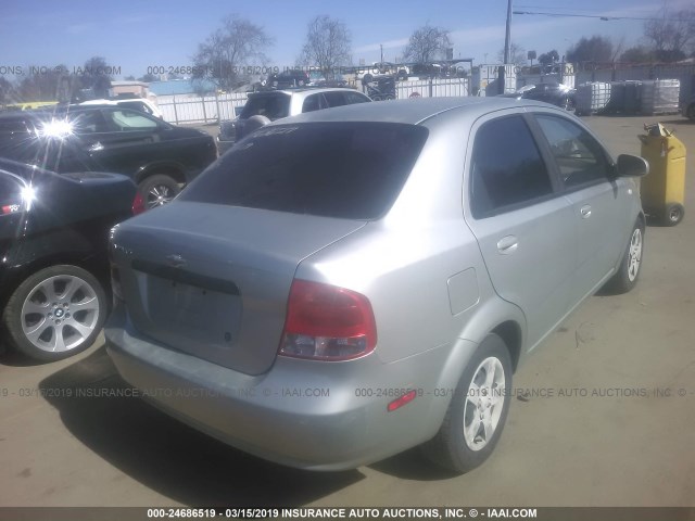 KL1TD52625B332296 - 2005 CHEVROLET AVEO LS SILVER photo 4