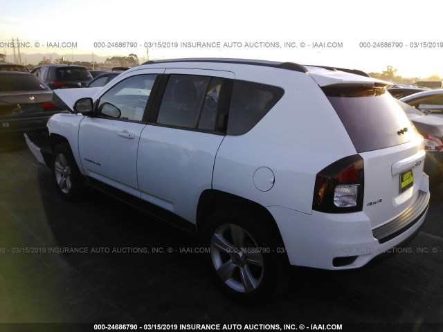 1C4NJDBBXGD639630 - 2016 JEEP COMPASS SPORT WHITE photo 3