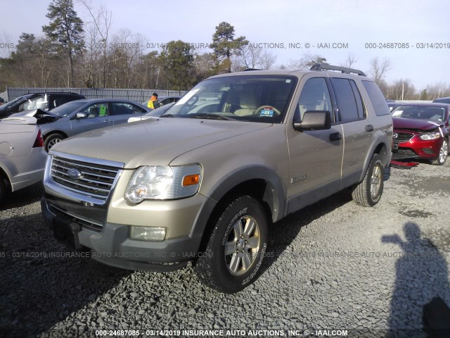 1FMEU73E86ZA10219 - 2006 FORD EXPLORER XLT GOLD photo 2