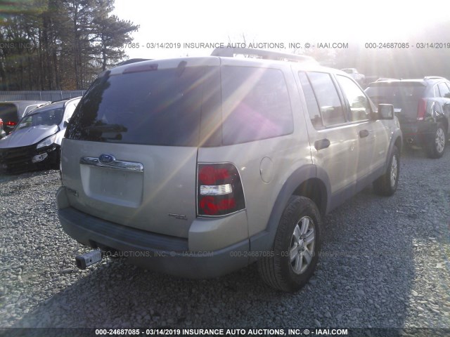 1FMEU73E86ZA10219 - 2006 FORD EXPLORER XLT GOLD photo 4