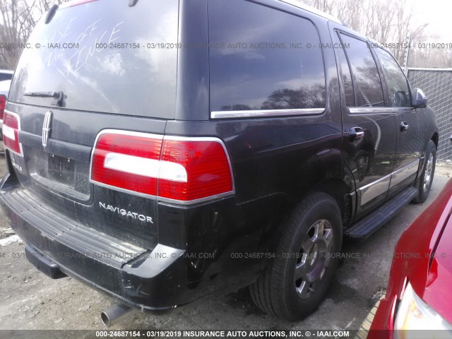 5LMFU28567LJ15195 - 2007 LINCOLN NAVIGATOR Noir photo 4