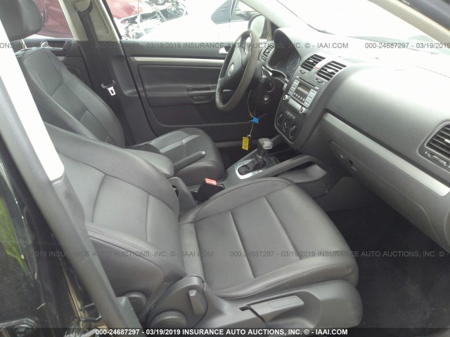 3VWEG71K37M152157 - 2007 VOLKSWAGEN JETTA WOLFSBURG 黑色 照片 5