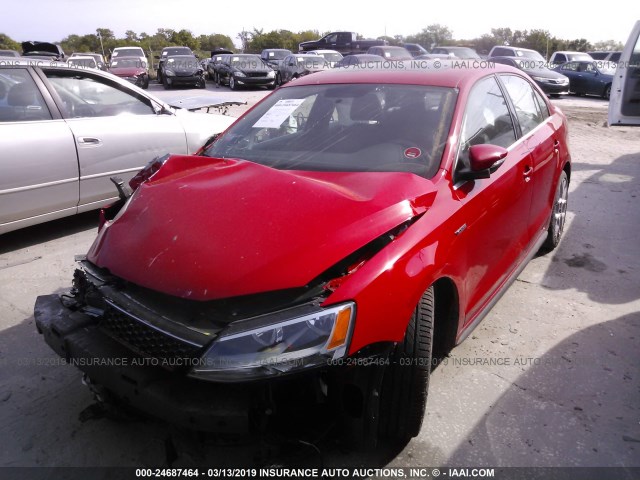 3VW4S7AJ1EM290374 - 2014 VOLKSWAGEN JETTA GLI RED photo 2