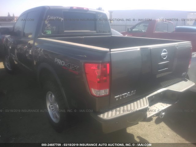 1N6AA07C38N303416 - 2008 NISSAN TITAN XE/SE/LE/PRO-4X GRAY photo 3