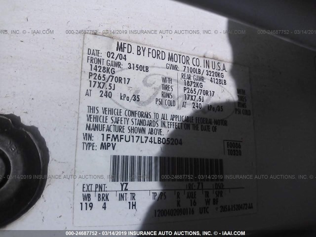 1FMFU17L74LB05204 - 2004 FORD EXPEDITION EDDIE BAUER WHITE photo 9