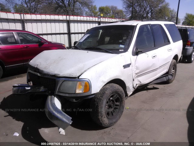 1FMRU15L02LA03238 - 2002 FORD EXPEDITION XLT WHITE photo 2