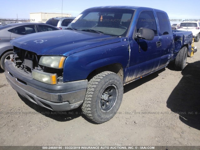 2GCEC19TX31132174 - 2003 CHEVROLET SILVERADO C1500 BLUE photo 2