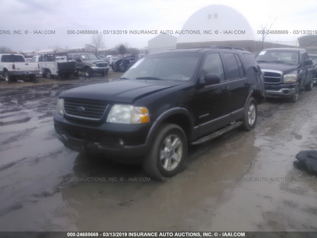 1FMZU63K02UD67547 - 2002 FORD EXPLORER XLT BLACK photo 2