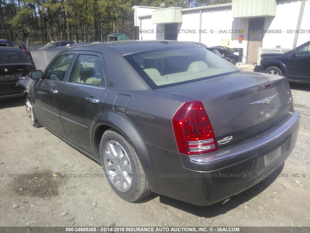 2C3CA6CT6AH154572 - 2010 CHRYSLER 300C GRAY photo 3