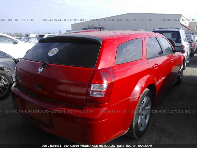 2D4FV47TX8H148122 - 2008 DODGE MAGNUM RED photo 4