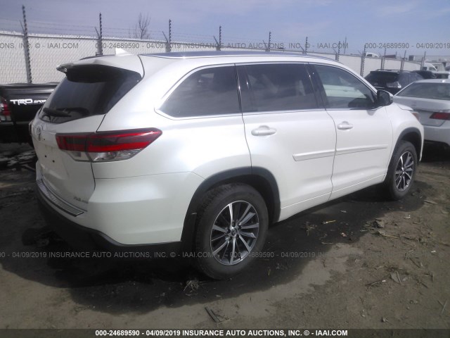 5TDJZRFH4JS875396 - 2018 TOYOTA HIGHLANDER SE/XLE WHITE photo 4