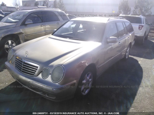 WDBJH65J3YB025233 - 2000 MERCEDES-BENZ E 320 GOLD photo 2