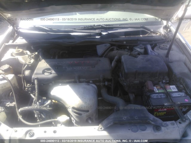 4T1BE32K85U989168 - 2005 TOYOTA CAMRY LE/XLE/SE GOLD photo 10