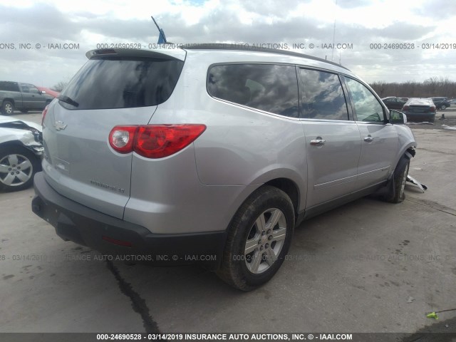 1GNER23D99S129997 - 2009 CHEVROLET TRAVERSE LT SILVER photo 4