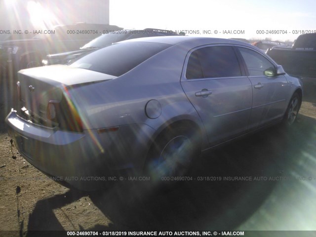 1G1ZC5EU1BF329032 - 2011 CHEVROLET MALIBU 1LT 银色 照片 4