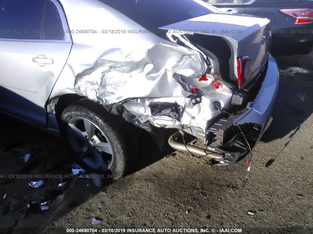 1G1ZC5EU1BF329032 - 2011 CHEVROLET MALIBU 1LT 银色 照片 6