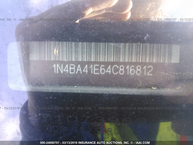 1N4BA41E64C816812 - 2004 NISSAN MAXIMA SE/SL WHITE photo 9