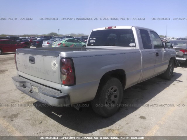 2GCEC19V451307894 - 2005 CHEVROLET SILVERADO C1500 SILVER photo 4