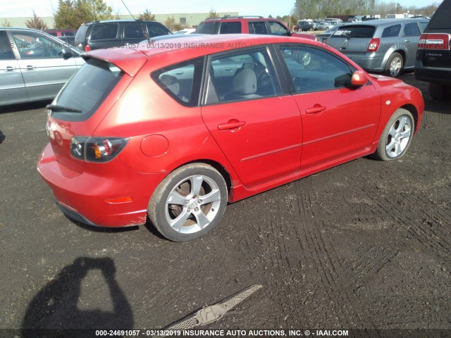 JM1BK343X41105783 - 2004 MAZDA 3 HATCHBACK RED photo 4