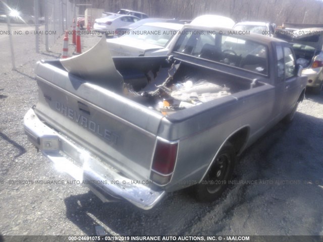 1GCCS19R5J2119733 - 1988 CHEVROLET S TRUCK S10 GRAY photo 4