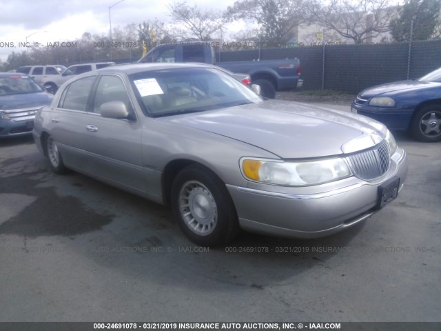 1LNHM81W0XY633601 - 1999 LINCOLN TOWN CAR EXECUTIVE GRAY photo 1