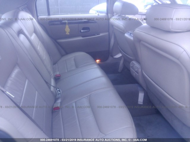 1LNHM81W0XY633601 - 1999 LINCOLN TOWN CAR EXECUTIVE GRAY photo 8