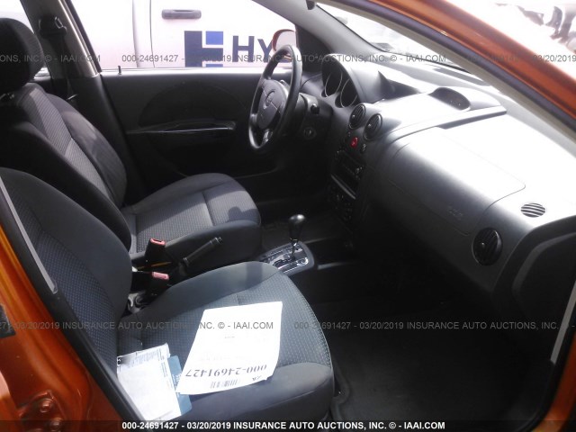 KL1TD66686B620342 - 2006 CHEVROLET AVEO LS ORANGE photo 5