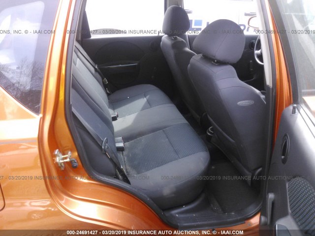 KL1TD66686B620342 - 2006 CHEVROLET AVEO LS ORANGE photo 8