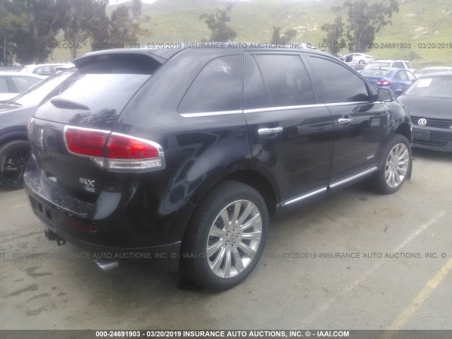 2LMDJ8JK2FBL29058 - 2015 LINCOLN MKX BLACK photo 4