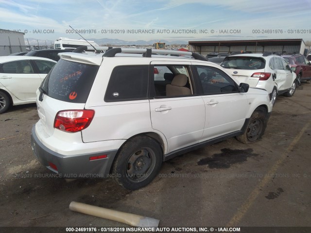 JA4LX31F76U012185 - 2006 MITSUBISHI OUTLANDER LS WHITE photo 4