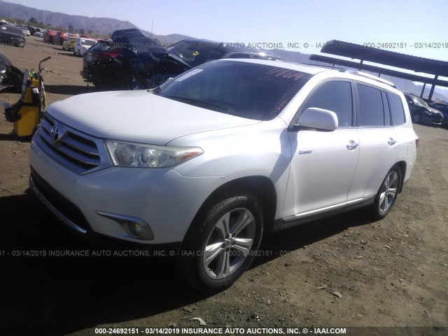 5TDYK3EH0CS057135 - 2012 TOYOTA HIGHLANDER LIMITED WHITE photo 2