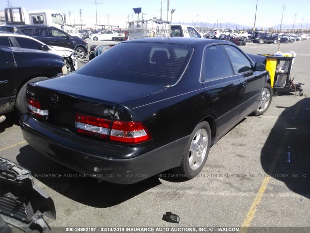 JT8BF28G4Y0287776 - 2000 LEXUS ES 300 BLACK photo 4