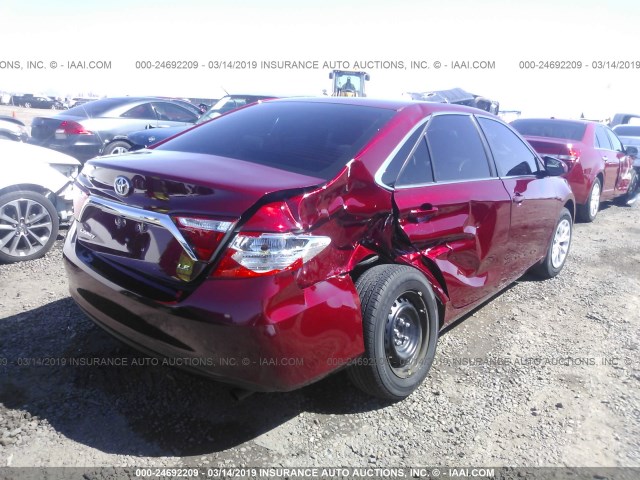4T1BF1FKXGU587327 - 2016 TOYOTA CAMRY LE/XLE/SE/XSE RED photo 4