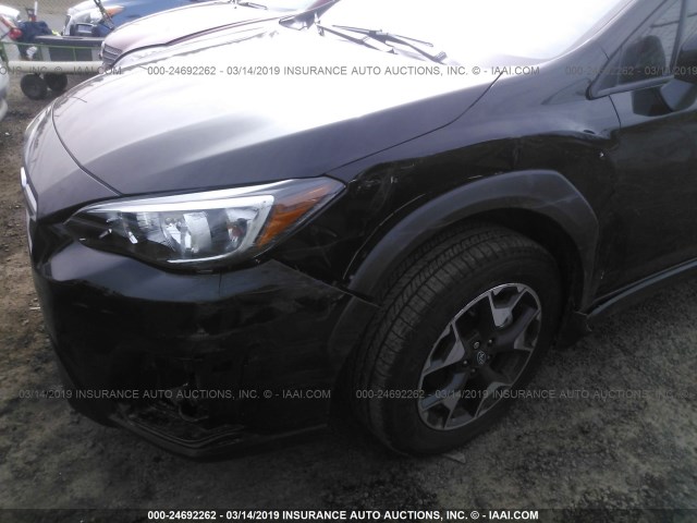 JF2GTAEC4KH278842 - 2019 SUBARU CROSSTREK PREMIUM BLACK photo 6