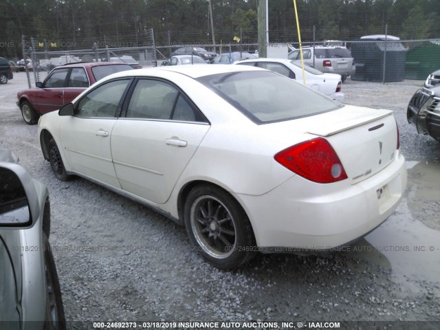 1G2ZG57B884199797 - 2008 PONTIAC G6 SE WHITE photo 3