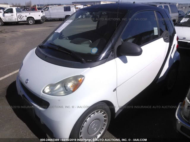 WMEEJ31X38K142165 - 2008 SMART FORTWO PURE/PASSION WHITE photo 2