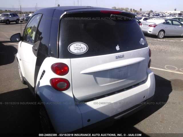 WMEEJ31X38K142165 - 2008 SMART FORTWO PURE/PASSION WHITE photo 3