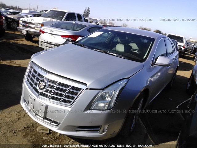 2G61P5S39D9184177 - 2013 CADILLAC XTS LUXURY COLLECTION SILVER photo 2